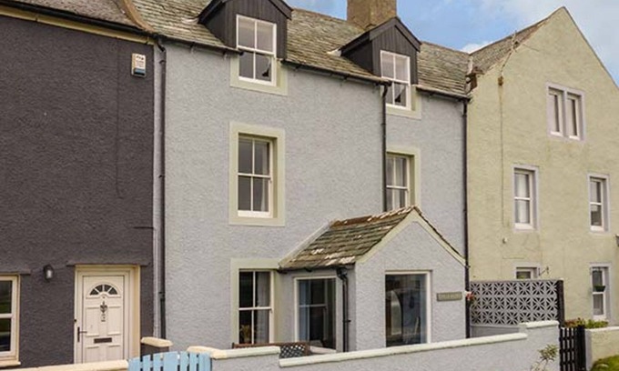 Allonby Cabaña | GULLS HATCH, family friendly, character holiday cottage in Allonby