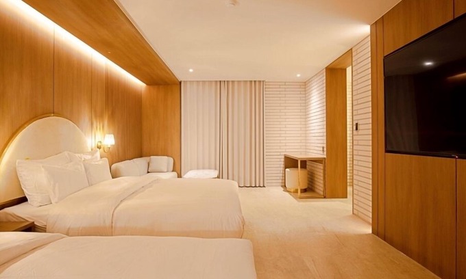 Seo-gu Hotel | GUMDAN IPPDA HOTEL