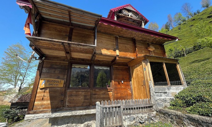 Camlihemsin Chalet De Esquí | Gunguli Chalet - Delightful 4-Bedroom in Çamlıhemşin