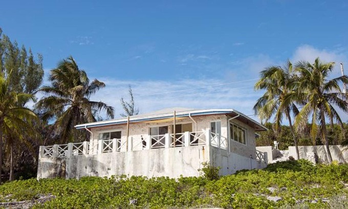Winding Bay Casa | Gurgle and Whump By Eleuthera Vacation Rentals