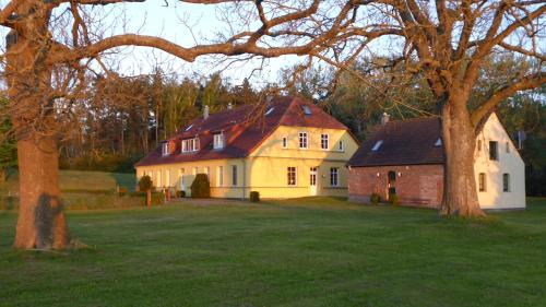 Gingst Apartamento | Gut Rattelvitz - Galerie West