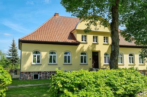 Bruel Apartamento | Gutshaus Neu Necheln