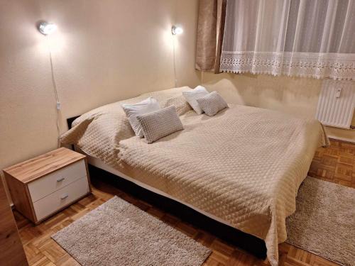 Rakosfalva Apartamento | Gvadányi Rezidencia