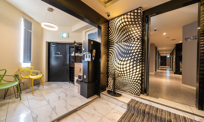 Gwacheon Hotel | Gwacheon Blanc