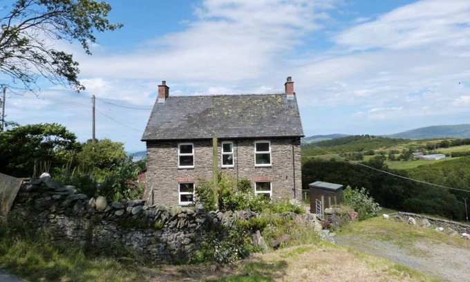 Glandyfi Casa | Gwarcwm Uchaf in the beautiful Talybont
