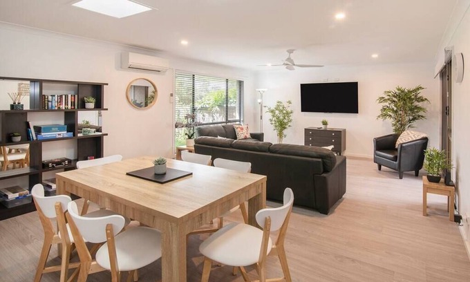 Busselton Casa | Gwen's Hidden Gem - Busselton Central