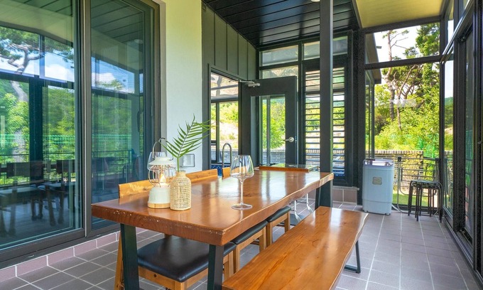 Gyeongju Casa | Gyeongju Blibli Poolvilla