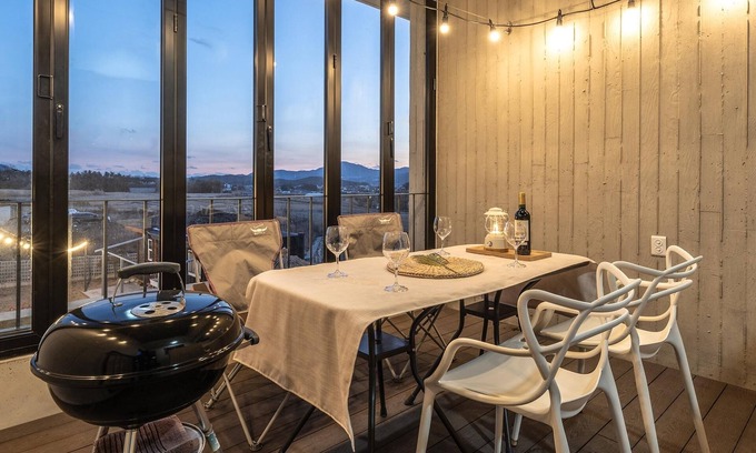 Gyeongju Casa | Gyeongju EL Poolvilla Pension