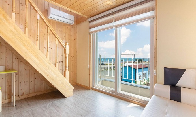 Gyeongju Casa | Gyeongju Gamposole Pension