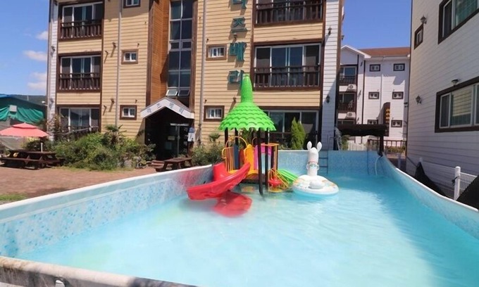 Gyeongju Condominio | Gyeongju Raspberry Pension