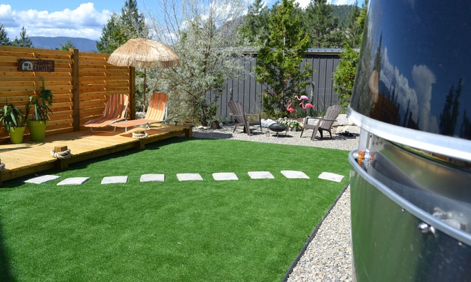 Central Okanagan Casa | Retiro junto a la piscina, corriente de aire de lujo de Peachland