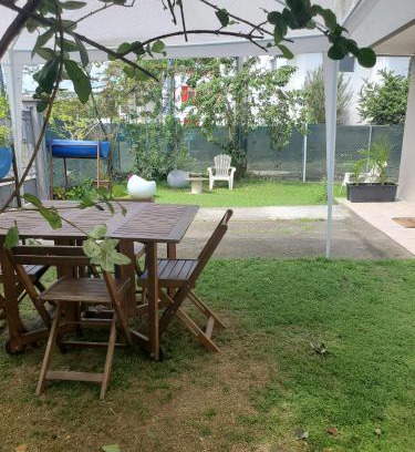 Le Lamentin Apartamento | Hébergement en rez-de jardin clos proche de l'aéroport et des commodités