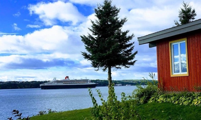 Saint-Joseph-de-la-Rive Chalet De Esquí | Hôtel à la maison - Cap à L'Île, vue, fleuve et spa