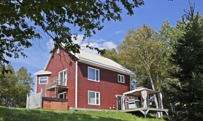 Baie-St-Paul Chalet De Esquí | Hôtel à la maison - Les Sabots du Nord avec spa