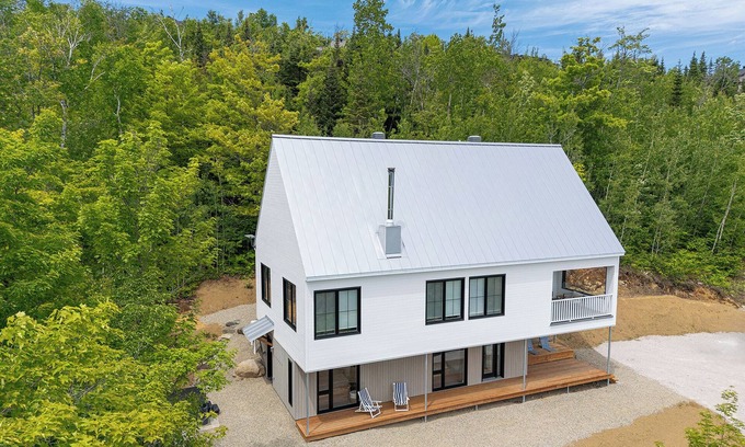 Saint-Joseph-de-la-Rive Casa | Hôtel à la maison - La Fascine