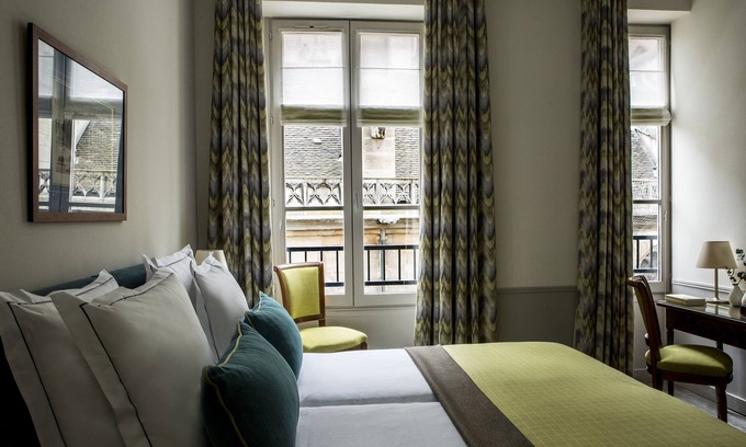 Paris City Center Hotel | Hôtel de la Place du Louvre