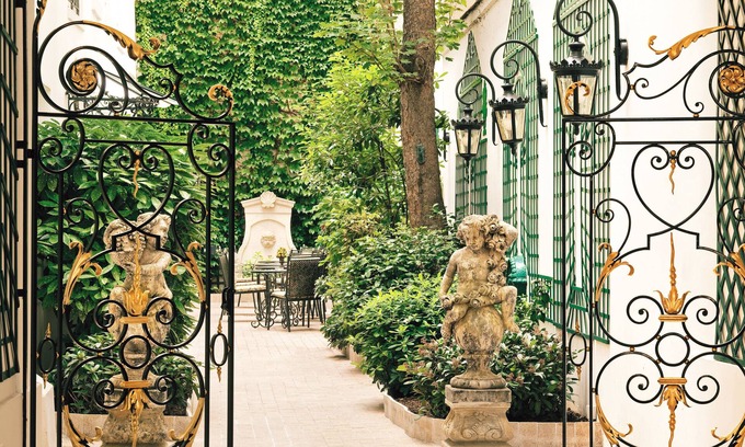 Quartier des Invalides Hotel | Hôtel De Varenne