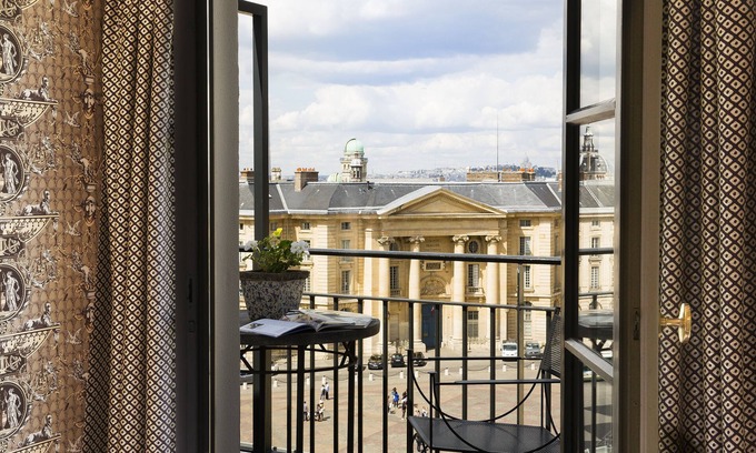 Latin Hotel | Hôtel Des Grands Hommes