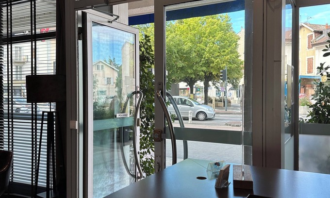 Annemasse Hotel | Hôtel Du Centre Annemasse