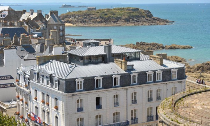 Intra Muros Hotel | Hôtel France et Chateaubriand