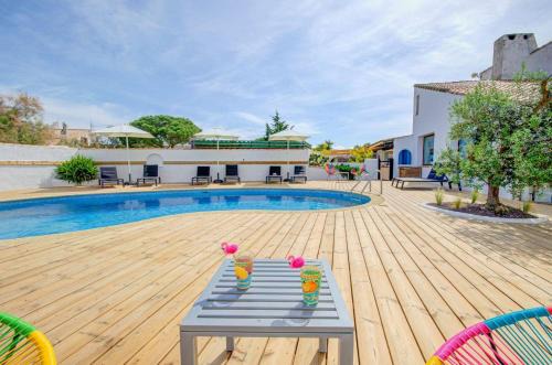 Saintes-Maries-de-la-Mer Hotel | Hôtel La Palunette