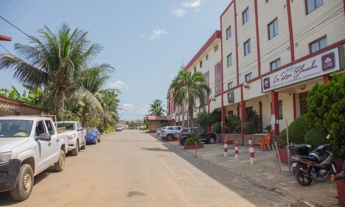 Abidjan Complejo | Hôtel La Rose Blanche Abidjan
