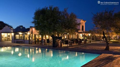 Saintes-Maries-de-la-Mer Hotel | Hôtel Restaurant Les Arnelles