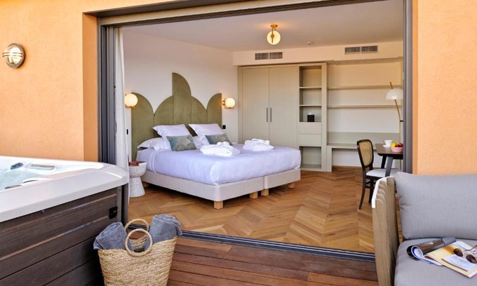 L'Ile-Rousse Hotel | Hôtel & Spa Rocabella