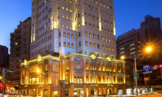 Datong Hotel | Hù House Taipei