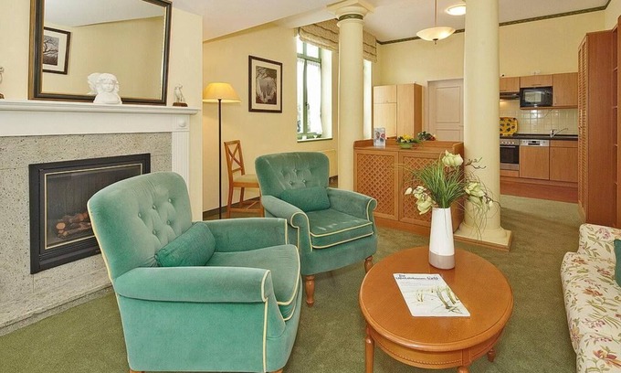 Seebad Heringsdorf Apartamento | Hübsche Dachgeschosswohnung mit Schönem Balkon im Schicken Kaiserbad Heringsdorf