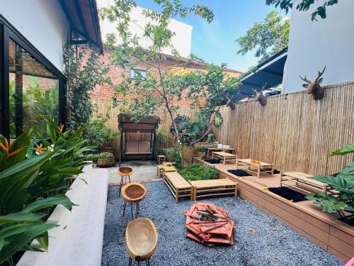 Binh Thanh Casa | Hạt Nắng Garden - Homestay & Restaurant