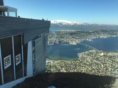 Tromsdalen Apartamento | H sweet H apartment free parking