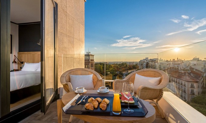 Milla de Oro Hotel | H10 Puerta de Alcalá 4* Sup