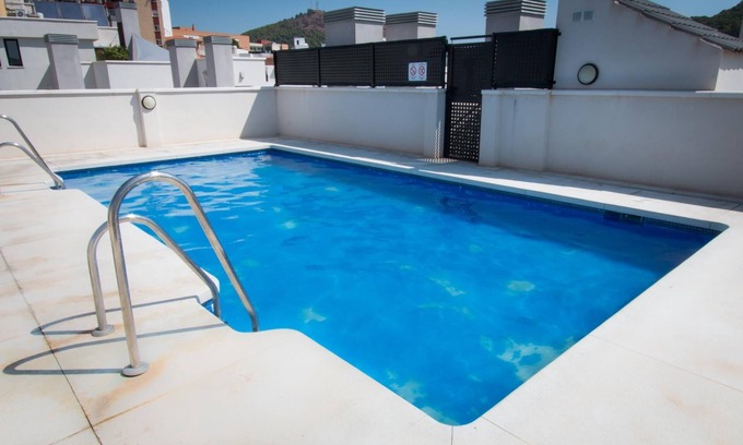 El Ejido Apartamento | H2M Refino apartamento 2 dormi piscina en centro