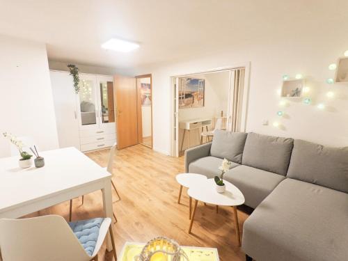 Sebnitz Apartamento | H6 -Urlaubsmagie- Wohnung für 3 mit Pool & Terrasse