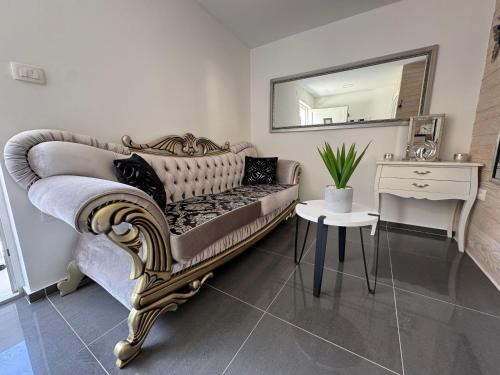 Mucici Apartamento | HA-LU Studio Apartman