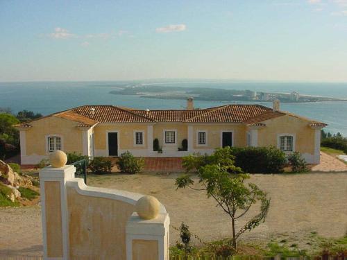 Nossa Senhora da Anunciada Casa | Ha Mar ao Luar