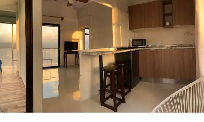 Cantón de Tilarán Casa | Habitación con vista al lago Arenal!