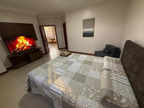 Machala Casa | Habitación Crucitas Piedra en Machala
