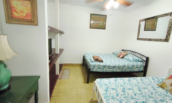 Anton Casa | HABITACIÓN PARA 3 PERSONAS