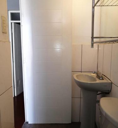 Distrito de Cerro Colorado Casa | Habitación Privada con baño privado