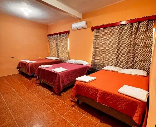 Flores Casa | habitación triple familiar