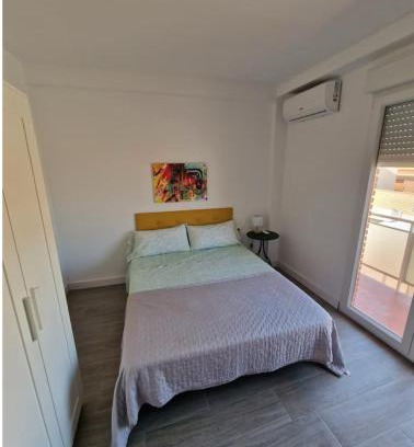 Albacete Cama Y Desayuno | Habitacion con balcon Alfarooms