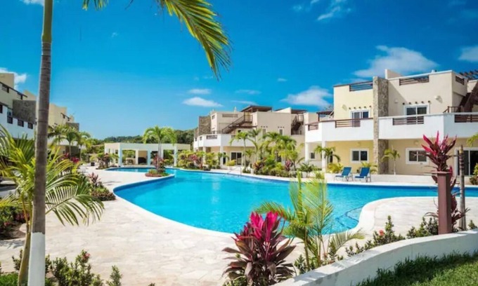 Dixon Cove Apartamento | Linda habitacion Con acceso a playa Privada.