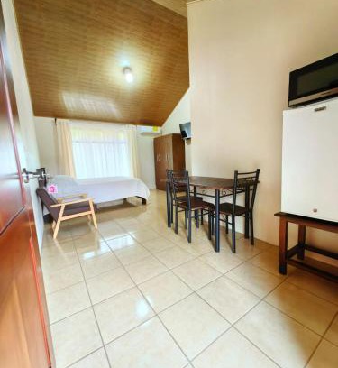 Aguacate Casa | Habitaciones el corral