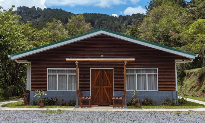 Cantón de León Cortés Castro Hotel | Hacienda La Lucha