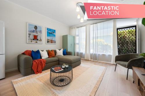 Henley Beach Apartamento | Hacienda at Henley - 2BR, Wi-Fi, Workspace