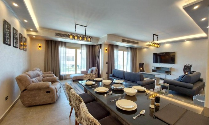 Sidi Abd El-Rahman Chalet De Esquí | Hacienda bay Endless Sunset Family only