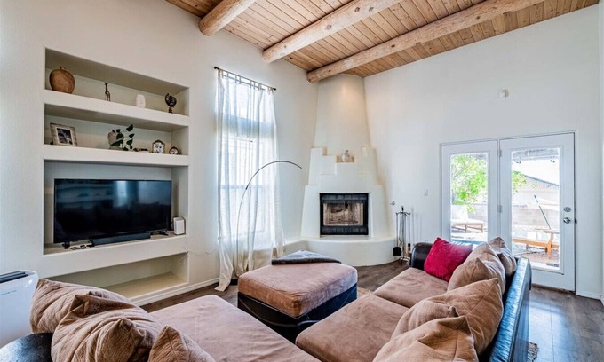Albuquerque Casa | Hacienda del Sueño - 3 bedroom