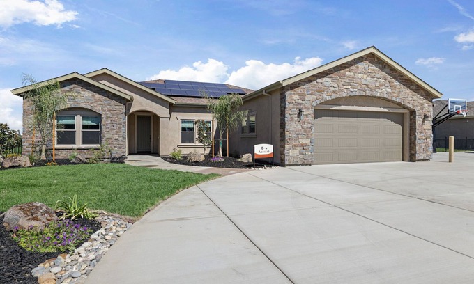 Acampo Casa | Hacienda Estates: Artigas - One of four new homes set in scenic vineyards
